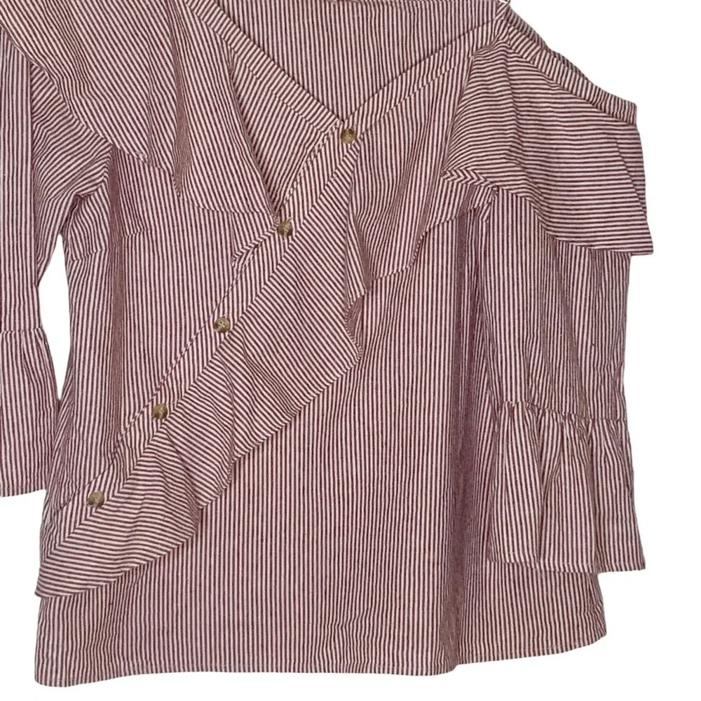 Skies are Blue red stripe off the shoulder blouse. Size S - Picture 3 of 5